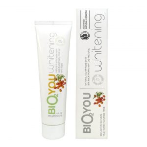 Natural Whitening Toothpaste with Mint Oil & Sage Extract